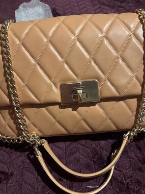 Quilted Tan Shoulder Bag with Gold Chain
